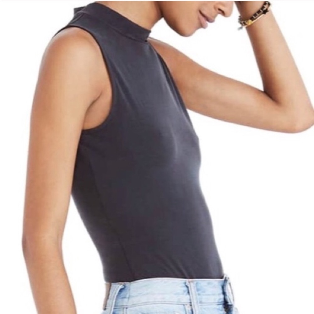 Madewell // Mock Neck Sleeveless Bodysuit - Picture 3 of 5